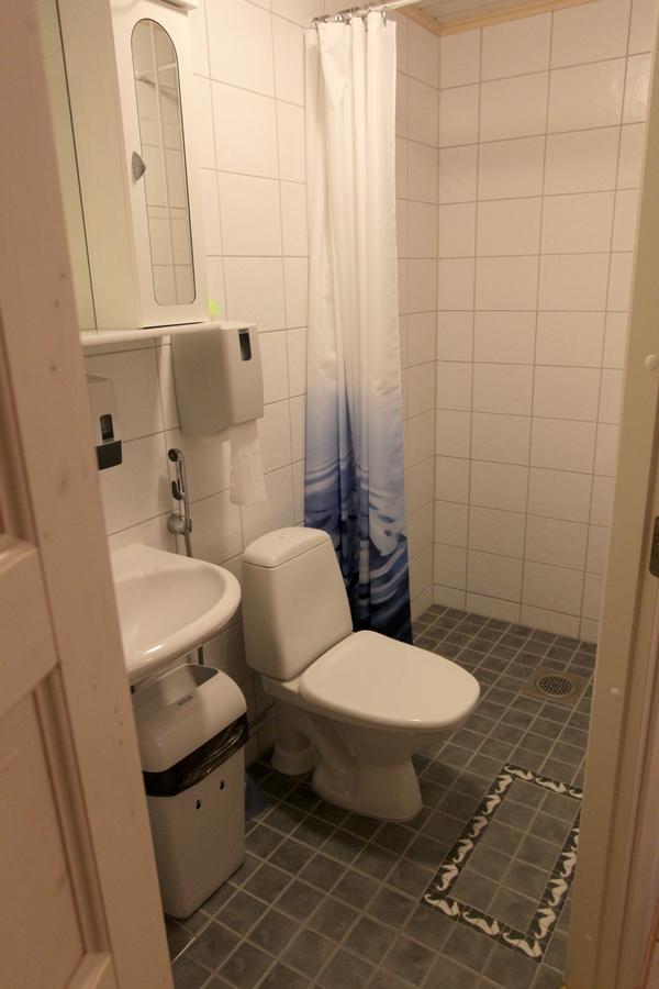 Hotel Urkin Piilopirtti Pinsio Chambre photo